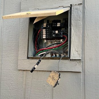 Electrical Service by Mr Kool - Electricians Near Me - Corona, California