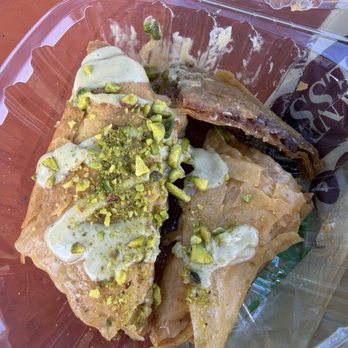 Dvine Mediterranean Experience - Long Beach - Baklava - Mediterranean Near Me - Long Beach, California