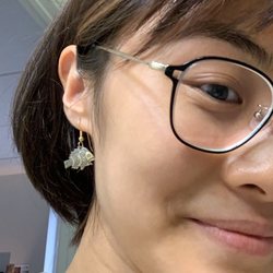 Marian's Attic - Cute earrings