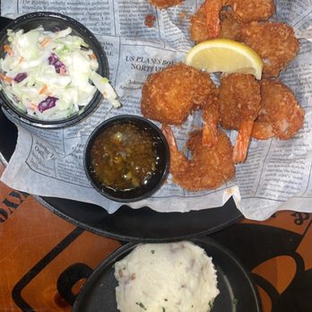 Bubba Gump Shrimp - Fried shrimp, coleslaw and mash potatoes - Seafood Near Me - Orlando, Florida Bubba Gump Shrimp - Fried shrimp, coleslaw and mash potatoes - Seafood Near Me - Orlando, Florida