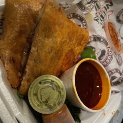 Taqueria El Barbón - Quesabirria