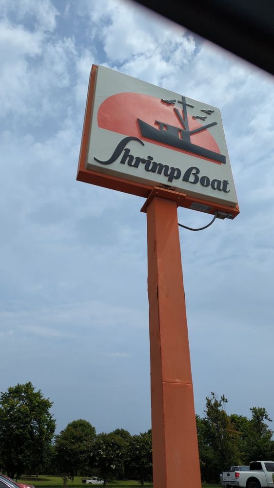 THE SHRIMP BOAT Updated August 2024 28 Photos & 55 Reviews 120 S