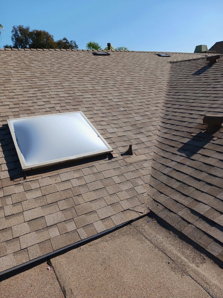 Slide of Zavala Roofing Solutions