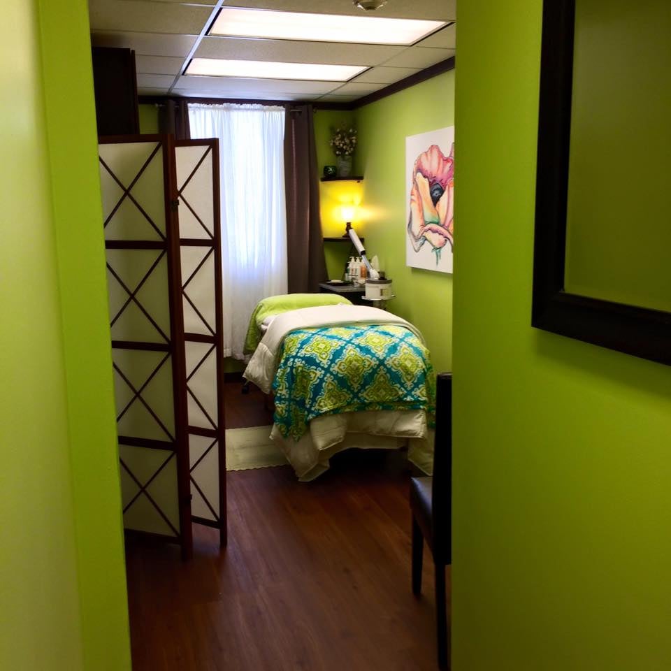 Aura Esthetics & Ink Logo