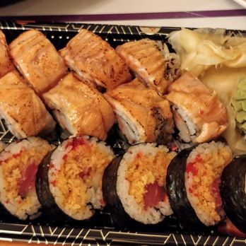 Toyosu Markham - Sushi Bars Near Me - Markham, Ontario