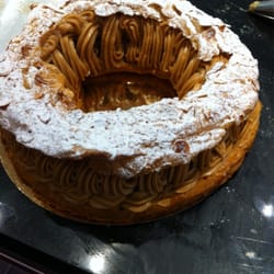 Atelier de la Gourmandise - Cours de pâte a choux, réalisation du Paris Brest
