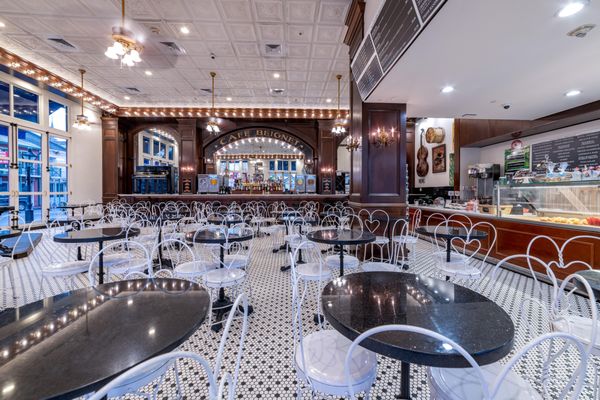 Cafe Beignet, Decatur Street by null