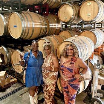 Straight Off the Vine Wine Tours - Party Bus Rentals Near Me - Temecula, California Straight Off the Vine Wine Tours - Party Bus Rentals Near Me - Temecula, California