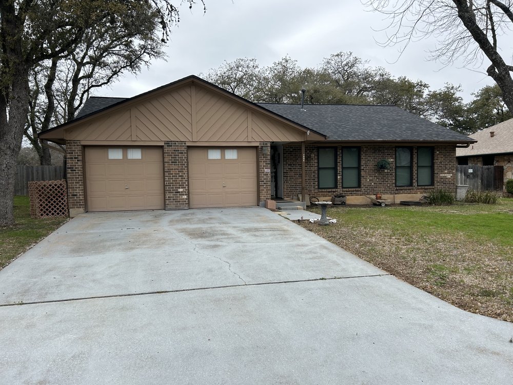 Slide of Virtual Roofing & Solar