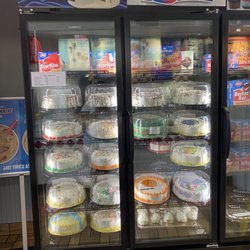 Dairy Queen Store - Cake freezer