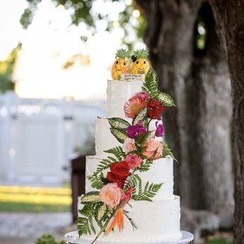 Petals - Florists Near Me - Brentwood, California Petals - Florists Near Me - Brentwood, California