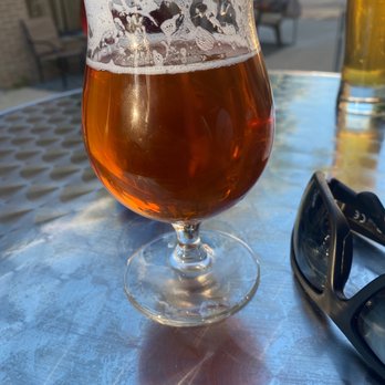 Fibs Brewing - Breweries Near Me - Des Plaines, Illinois