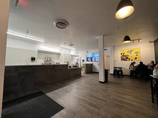 140 N Higgins Ave by null