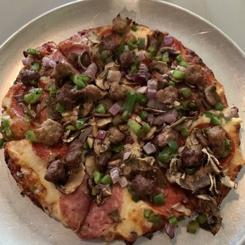Bullwinkle's Pizza Parlor - Deluxe Pizza, minus olives - Pizza Near Me - Juneau, Alaska Bullwinkle's Pizza Parlor - Deluxe Pizza, minus olives - Pizza Near Me - Juneau, Alaska