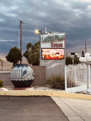 Sandia Peak Inn Old Town ABQ, a Howard Johnson by Wyndham by null