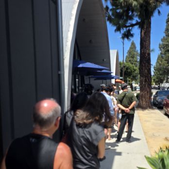 61hundred Bread - Just a few people in line the day we went - Bakeries Near Me - Santa Ana, California