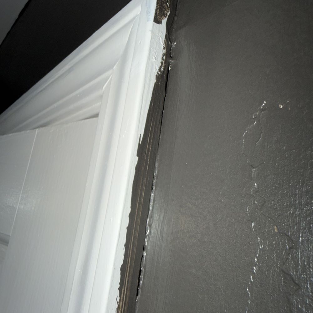 J Home Construction Services - Paint on right side of door trim with unsanded wall. - General Contractors Near Me - Arlington Heights, Illinois J Home Construction Services - Paint on right side of door trim with unsanded wall. - General Contractors Near Me - Arlington Heights, Illinois