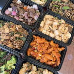 China Garden - T/B: combo fried rice, sautéed mushroom, black pepper beef, braised tofu, pork w/ green chili, orange chicken, broccoli beef, s+p shrimp