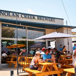 Nolan Creek Brewery - Outside front patio seating