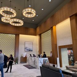 Coast Kamloops Hotel & Conference Centre - lobby