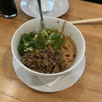 dan modern chinese - dan dan noodle w/ pork - Dim Sum Near Me - Pasadena, California