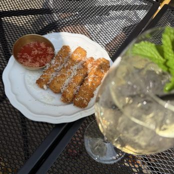 Dimmi Dimmi Corner Italian - Mozzarella sticks - Italian Near Me - Chicago, Illinois Dimmi Dimmi Corner Italian - Mozzarella sticks - Italian Near Me - Chicago, Illinois