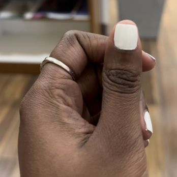 Vivi Nail Spa - Uneven nail even after filing - Nail Salons Near Me - North Bethesda, Maryland