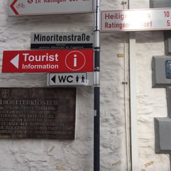 Rathaus Ratingen - Das Schild an sich ist auch in Ratingen bekannt. Hübsch wäre ein Hinweis zu den Ersatzadressen.