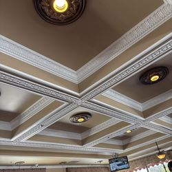 Yellow Basket - Ceiling is great