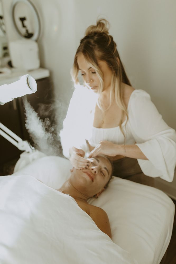 Goodie Glow Skincare Logo