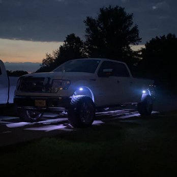 Finesse Auto Restoration - Body Shops Near Me - Springfield, Illinois