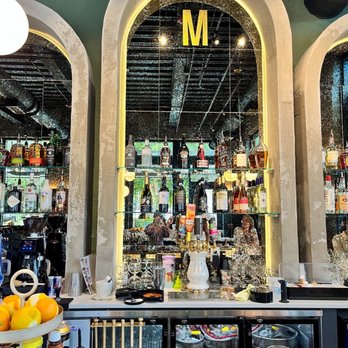 Mangoni - Pizza Near Me - Winter Garden, Florida