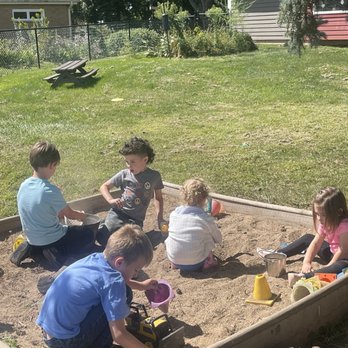 Green Friends Montessori School - Montessori Schools Near Me - Elburn, Illinois Green Friends Montessori School - Montessori Schools Near Me - Elburn, Illinois