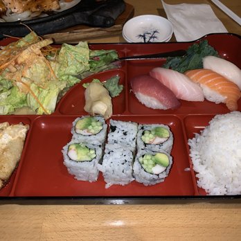 Sushi Grove - Bento box - Sushi Bars Near Me - Buffalo Grove, Illinois Sushi Grove - Bento box - Sushi Bars Near Me - Buffalo Grove, Illinois