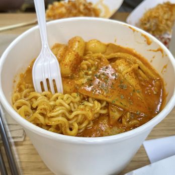 K-Dog - Tteokbokkl with Egg and Ramyun Noodles.   Good Broth and noodles. The eggs were very over cooked and smelled of sulfer! - Korean Near Me - Killeen, Texas