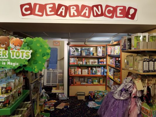 G Willikers Toy Shoppe by null