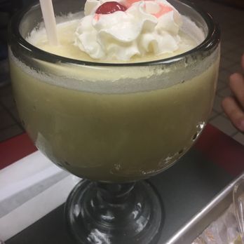 Willie's Pinchos in Orlando - $4 Virgin Piña colada! We were pleased when we saw we were getting our money's worth! HUGE! - Puerto Rican Near Me - Orlando, Florida Willie's Pinchos in Orlando - $4 Virgin Piña colada! We were pleased when we saw we were getting our money's worth! HUGE! - Puerto Rican Near Me - Orlando, Florida