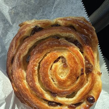 Best Buns Bakery & Burgers - My fav! CINNAMON RAISIN DANISH - Bakeries Near Me - Springfield, Virginia