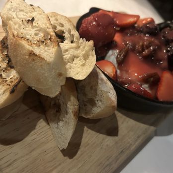 The Salt House - Gastropubs Near Me - New Hope, Pennsylvania