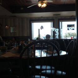 Golden Flame Family Restaurant - Dining atea
