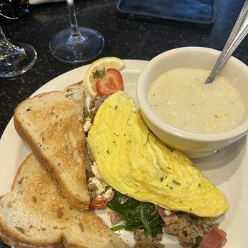 The Garden Brunch Cafe - Spinach omelette - Breakfast & Brunch Near Me - Memphis, Tennessee The Garden Brunch Cafe - Spinach omelette - Breakfast & Brunch Near Me - Memphis, Tennessee