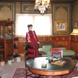 Old Homestead House - Entertainment room