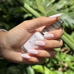 Nails done by Lin