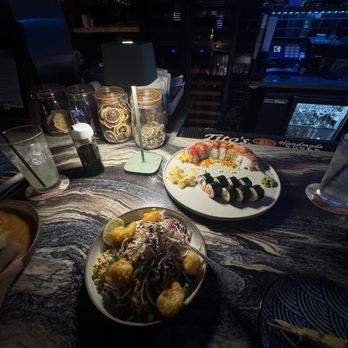 Lemongrass Asian Bistro Sushi - Popcorn Shrimp Pad Thai, Lunar Roll, Salmon Roll - Asian Fusion Near Me - Boca Raton, Florida Lemongrass Asian Bistro Sushi - Popcorn Shrimp Pad Thai, Lunar Roll, Salmon Roll - Asian Fusion Near Me - Boca Raton, Florida