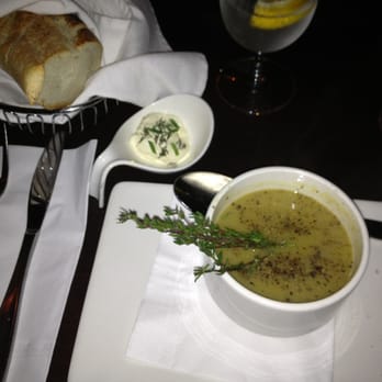 Orange et Pamplemousse - Soupe - Cafes Near Me - Saint-Sauveur, Quebec Orange et Pamplemousse - Soupe - Cafes Near Me - Saint-Sauveur, Quebec