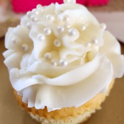 Smallcakes - Wedding cake flavor.