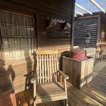 Aunt Sue's Country Corner - American Near Me - Pickens, South Carolina