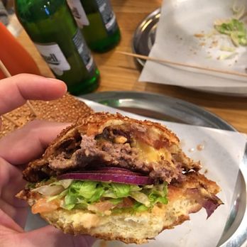 5 Places - Burgers Near Me - Berlin, BE