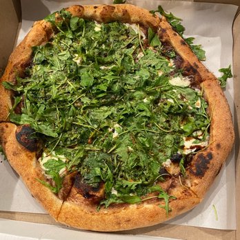 Saverio's Authentic Pizza Napoletana - Fig arugula - Pizza Near Me - Massapequa, New York Saverio's Authentic Pizza Napoletana - Fig arugula - Pizza Near Me - Massapequa, New York
