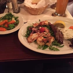Griechisches Restaurant Mythos - Wiese und Meer